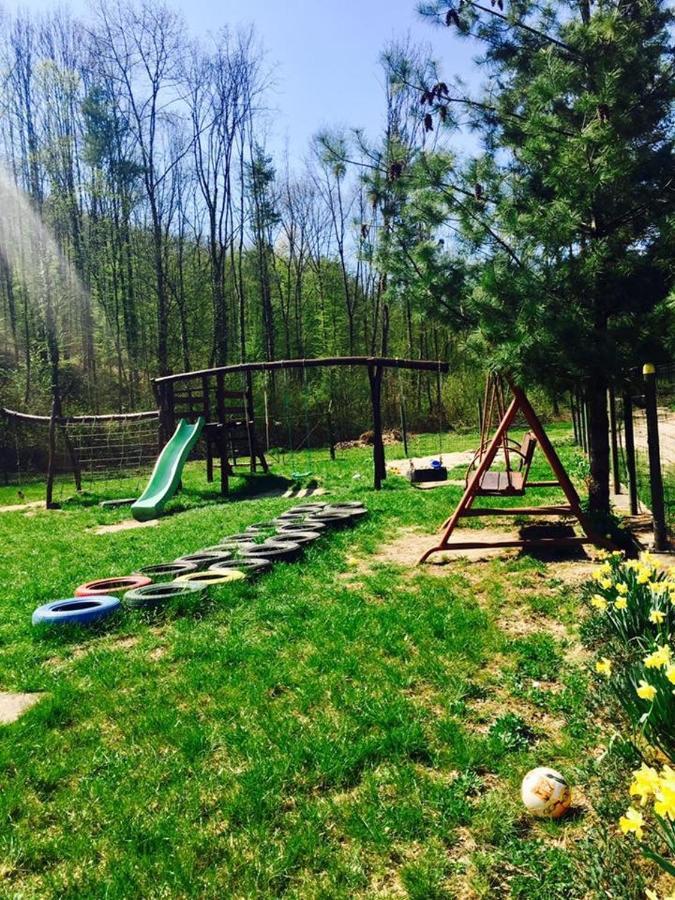 Bed and Breakfast House In The Woods Решіца Екстер'єр фото